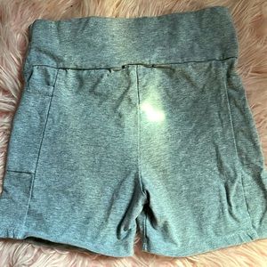 ꕥGrey/Gray Shorts